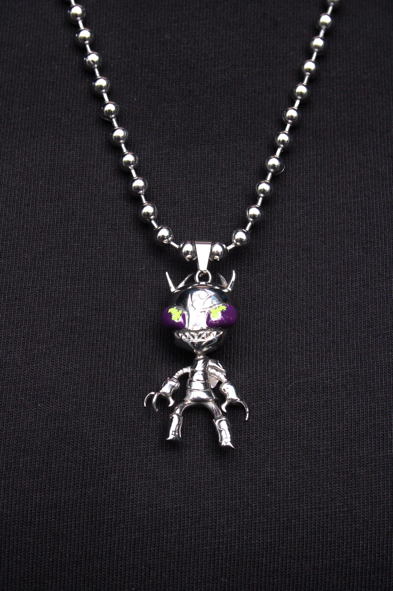 MSUD.CO INVADER NECKLACE