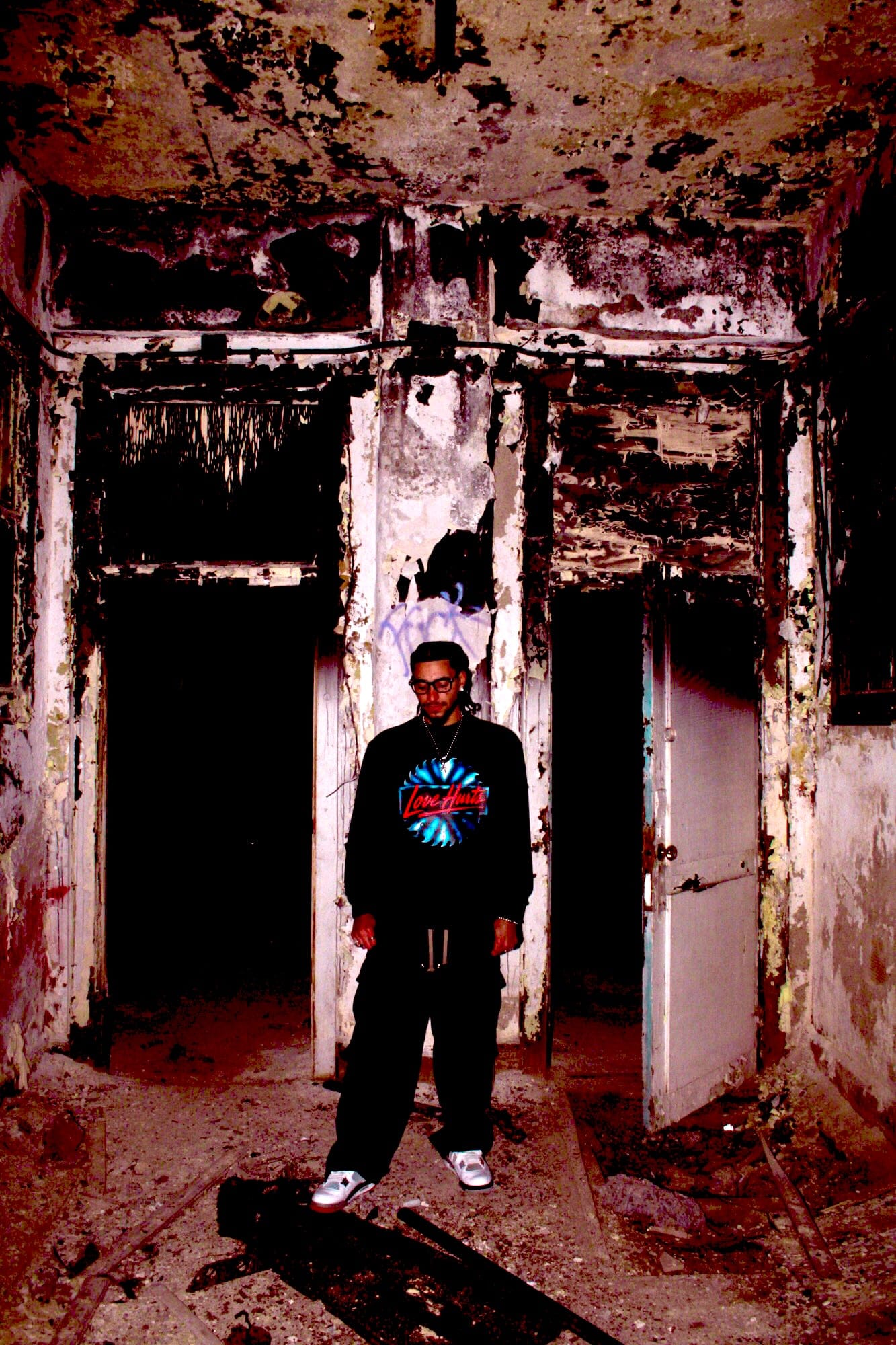 MSUD.CO Longsleeve LOVE HURTS