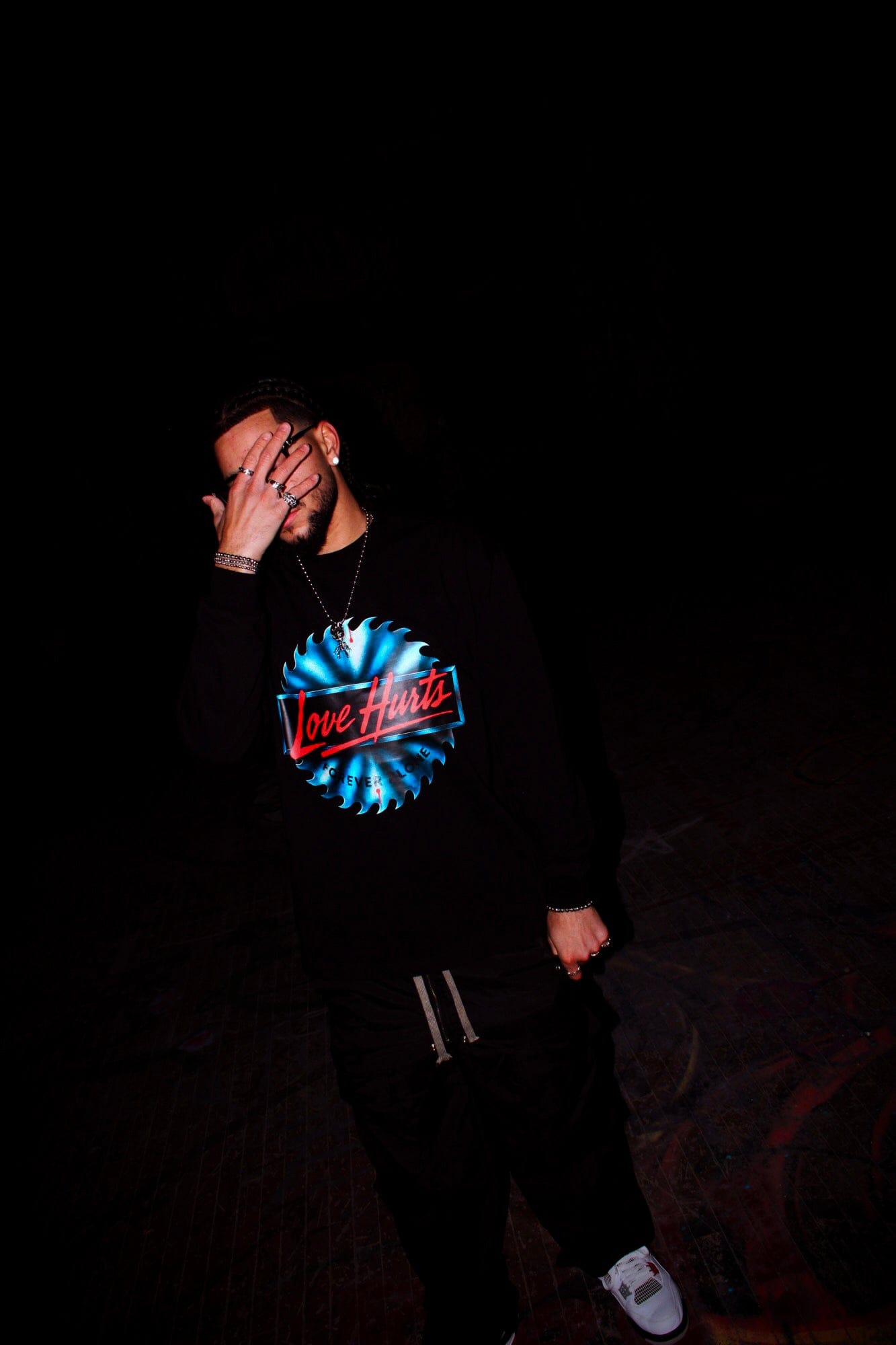 MSUD.CO Longsleeve LOVE HURTS