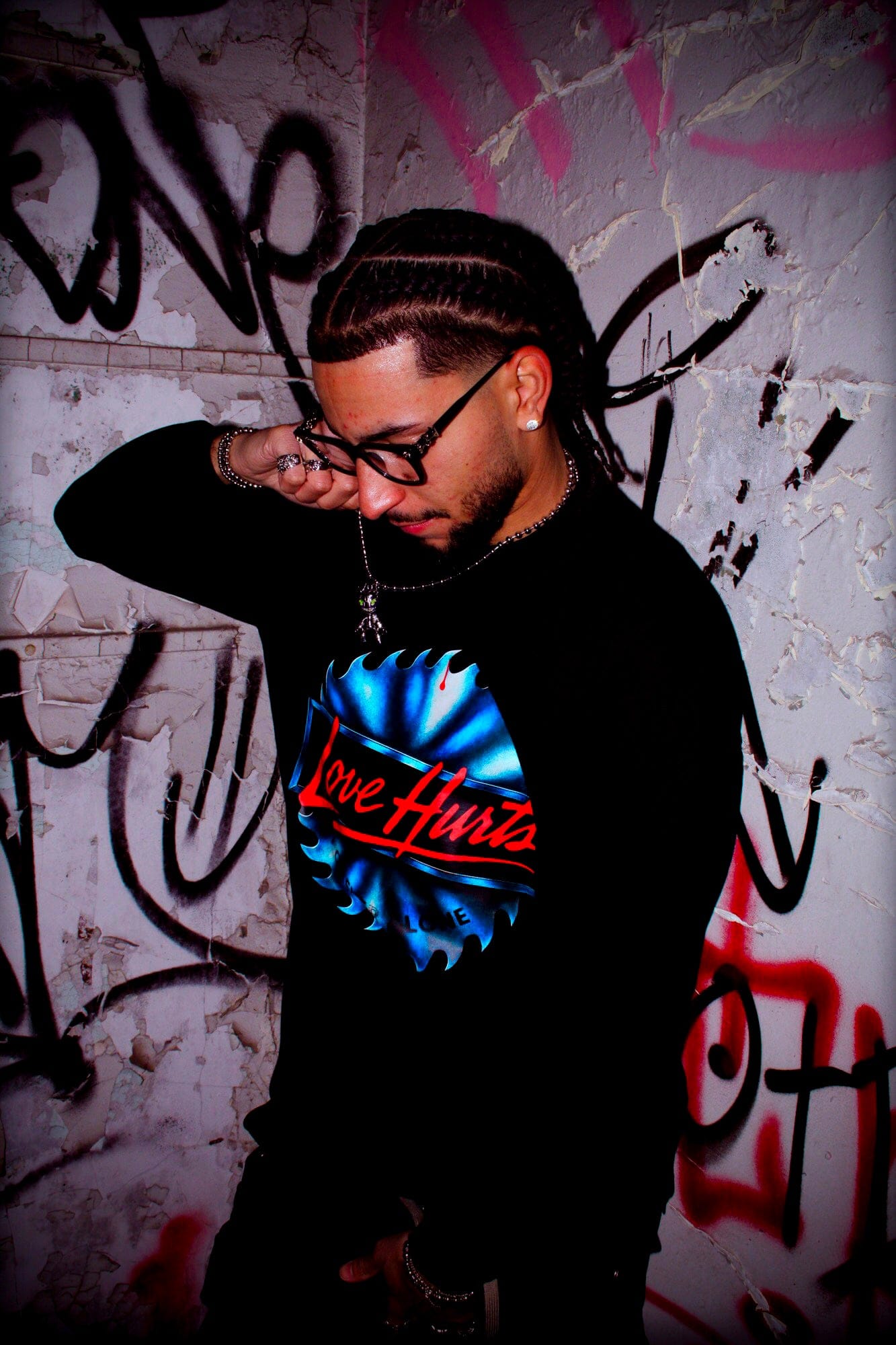 MSUD.CO Longsleeve LOVE HURTS